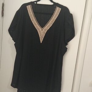 Elegant Black V-Neck Women's Top